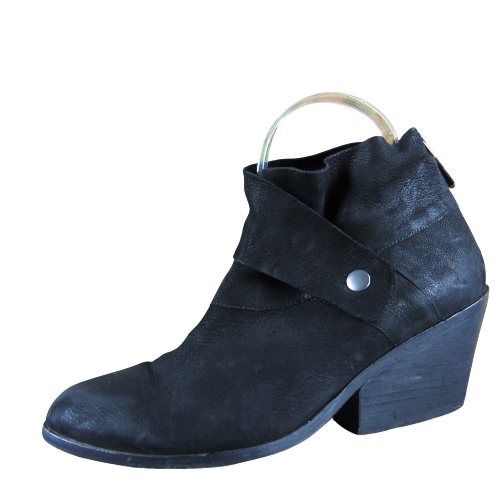 Eileen Fisher Tag Wrap-Snap Women 8 Black Suede Ankle Boots Block Heel Stylish